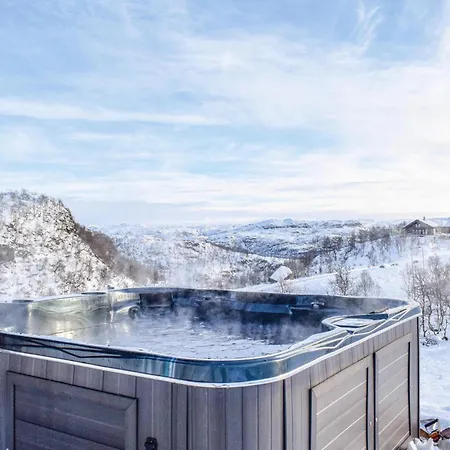 Amazing In Josenfjorden With Sauna 펜션 Gullingen